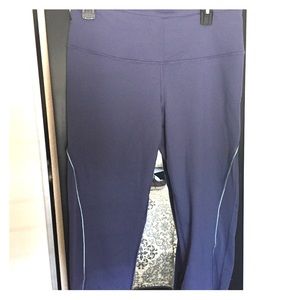 Knockout by Victoria secret Crop